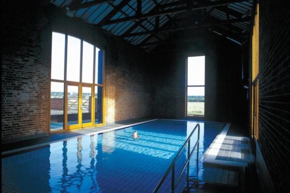 Norfolk holiday cottages with heated indoor swimming pool